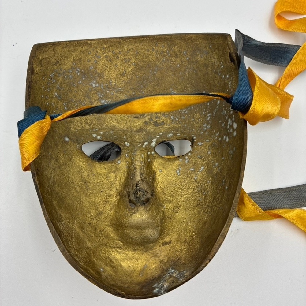 Vtg Set of 2 Brass Theater Masks Wall Hand Painted Enamel Made in India 6.5in - Picture 9 of 11
